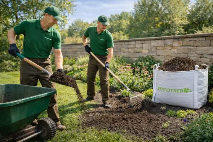 Venta de tierra y mantillo para jardines y mantenimiento de jardinería en Madrid - Ricotrebol - ¿Cuando es mejor usar recebo para cuidar el jardín?